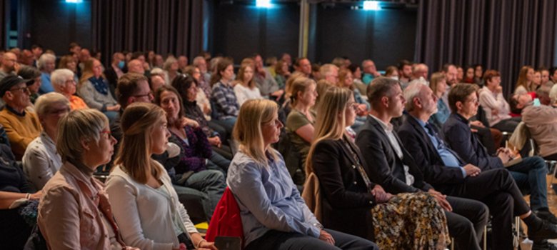 Publikum beim Eifelliteraturfestival