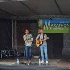 Musikbühne auf dem Hahnplatz beim Wandermarathon