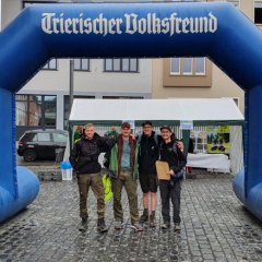 Teilnehmer vom Wandermarathon im Ziel