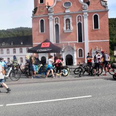 Teilnehmer des autofreien Prümtals