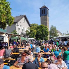 Teilnehmer bei einer Pause in Pronsfeld