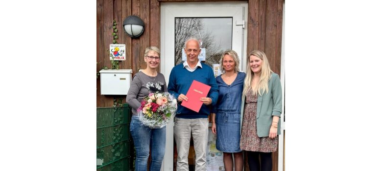 era Dahm, Lothar Lamberty (1. Vorsitzender des Zweckverbands), Melanie Sohns (Stellvertretende Kita-Leitung) und Eva Maria Hens (1. Vorsitzende des Elternausschusses)