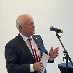 Bürgermeister Aloysius Söhngen während seiner Festrede - Link öffnet seitenüberlagerndes Dialog-Fenster