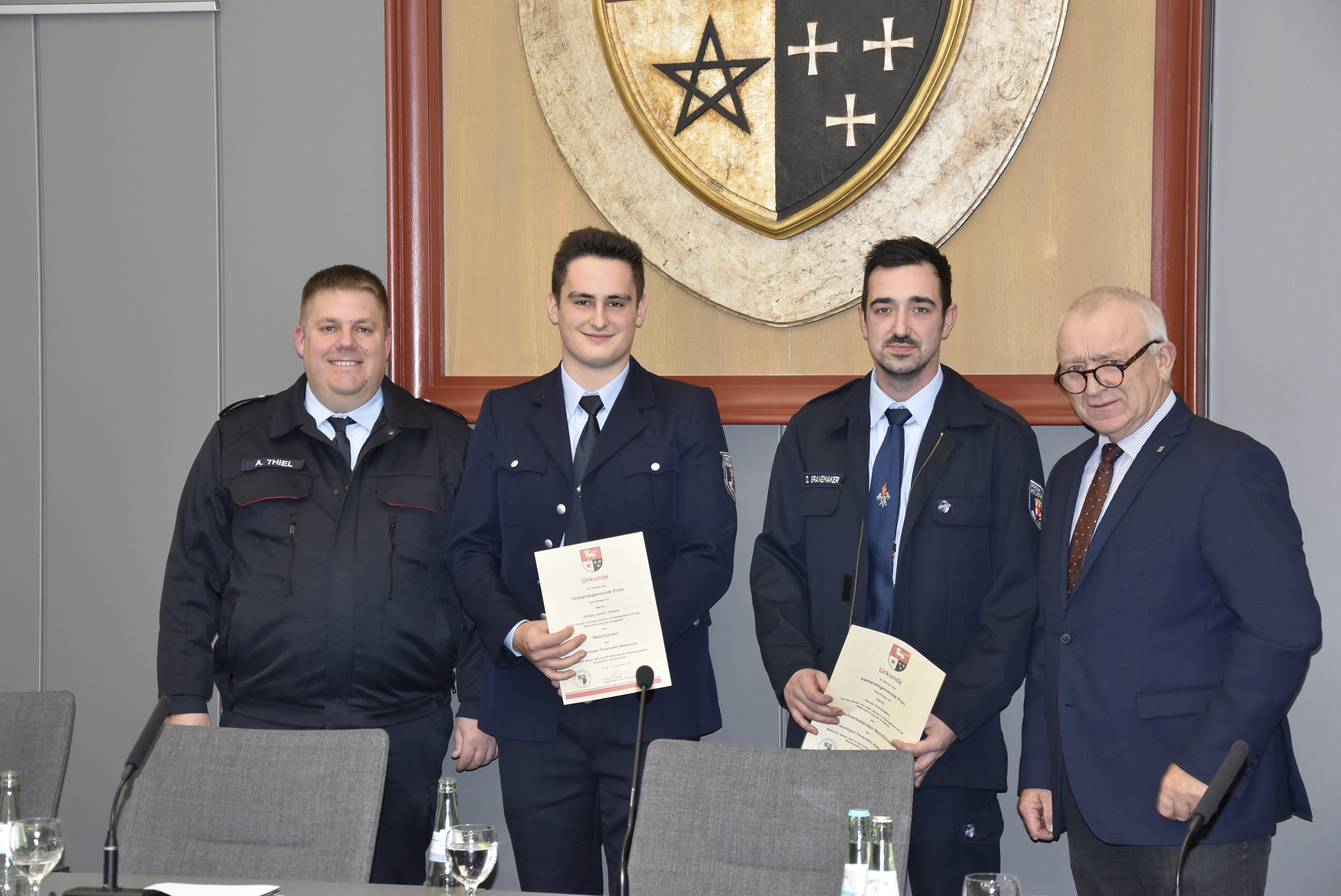 Wiedergewählter VG-Wehrleiter und beauftragte Wehrführer