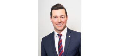 Foto Bürgermeister Dr. Johannes Reuschen